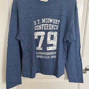 Universal Thread Blue Graphic Sweatshirt